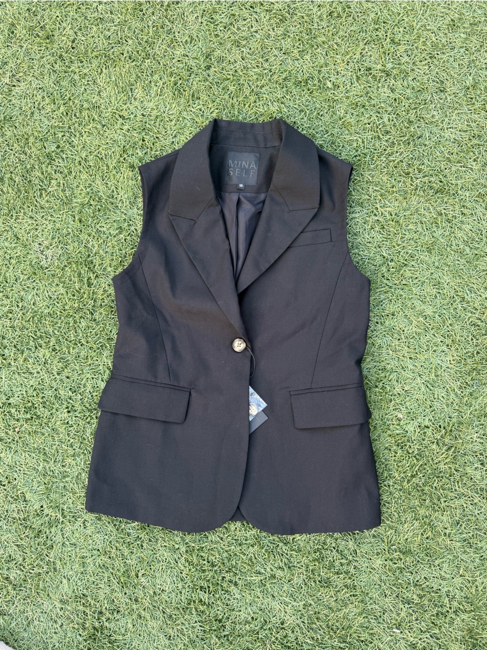 ✨ Mina Self sleeveless vest blazer